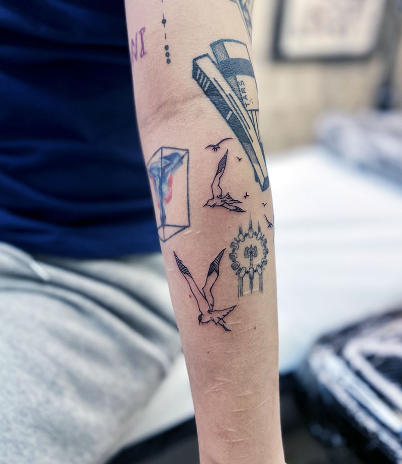 ワンポイント　カモメ　タトゥー　東京