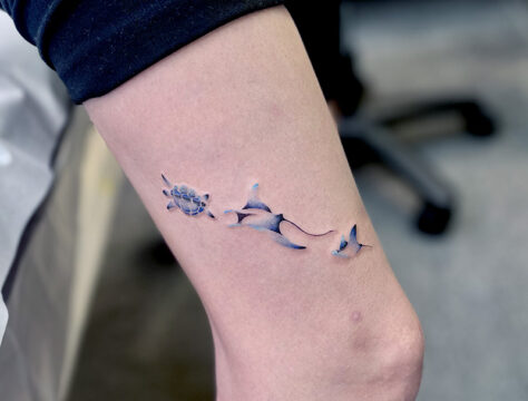 ワンポイント マンタ ウミガメ タトゥー 東京