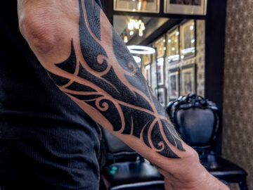 トライバル　フリーハンド　タトゥー　東京