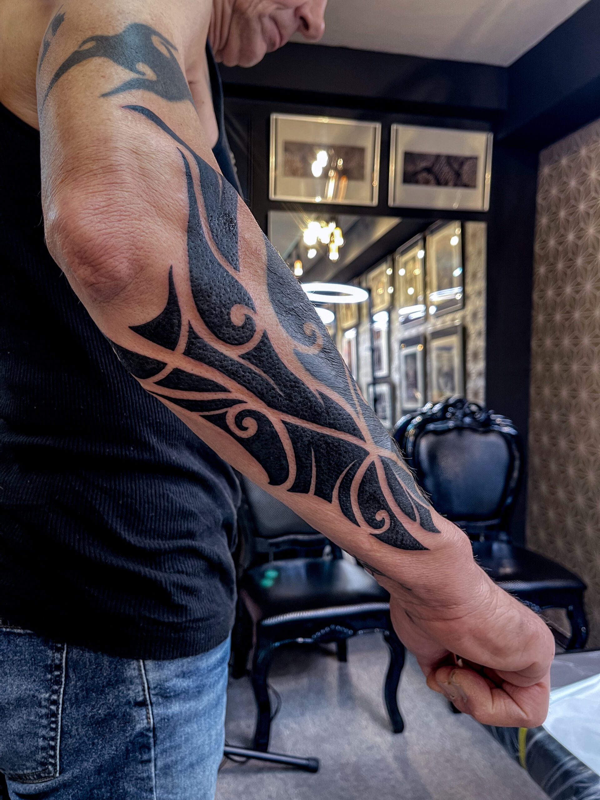 トライバル　フリーハンド　タトゥー　東京