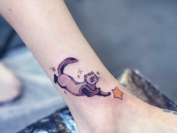 ワンポイント　フェレット　タトゥー　東京